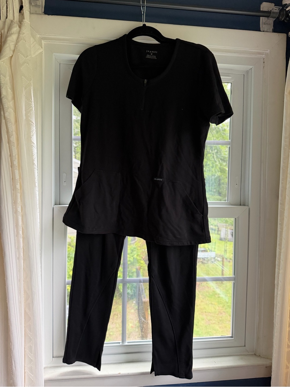 Jaanuu Black Women’s Zip-Neck Scrub Top & Jogger Pants